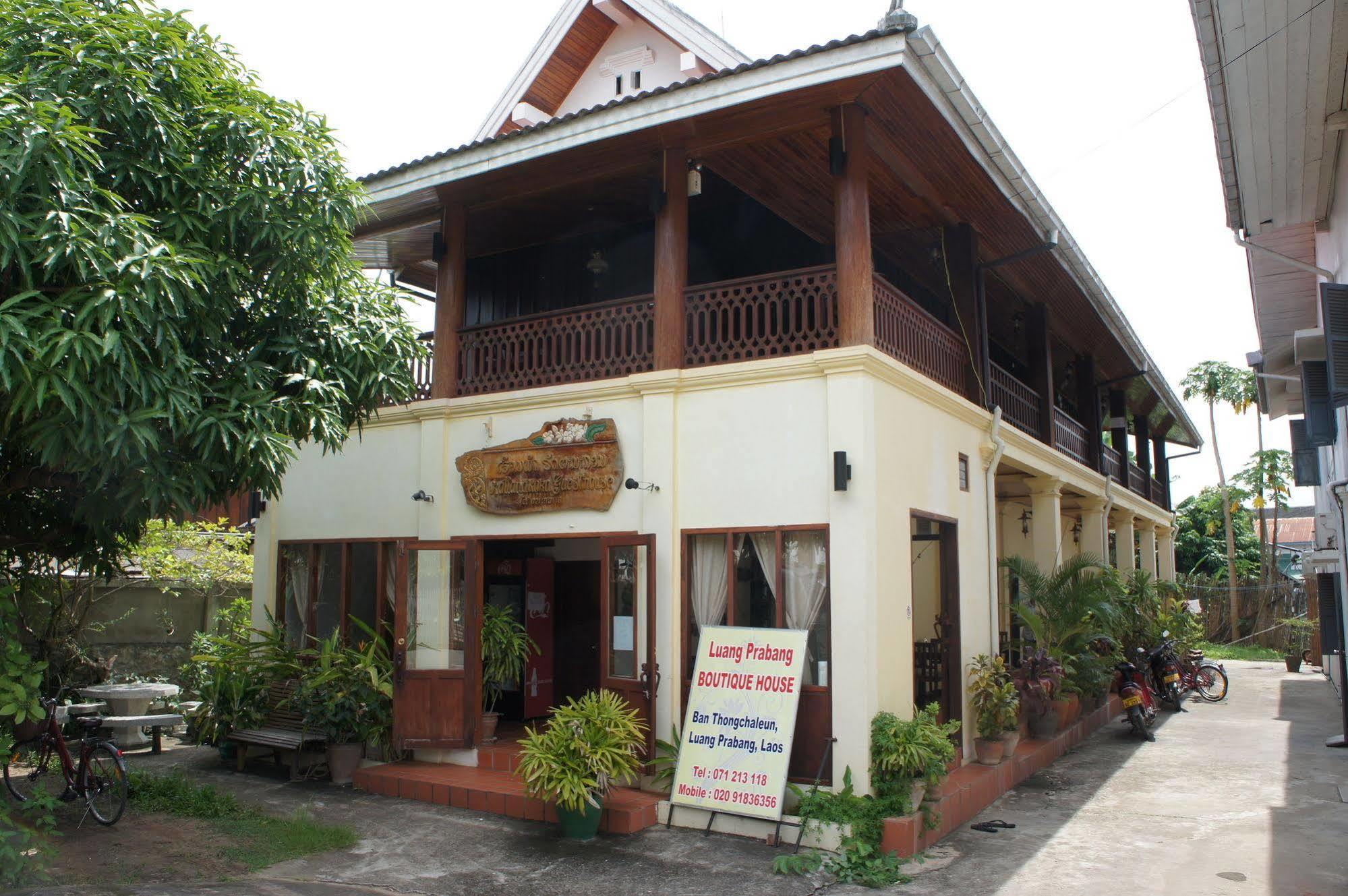 Villa Rattanakon Luang Prabang Exteriör bild