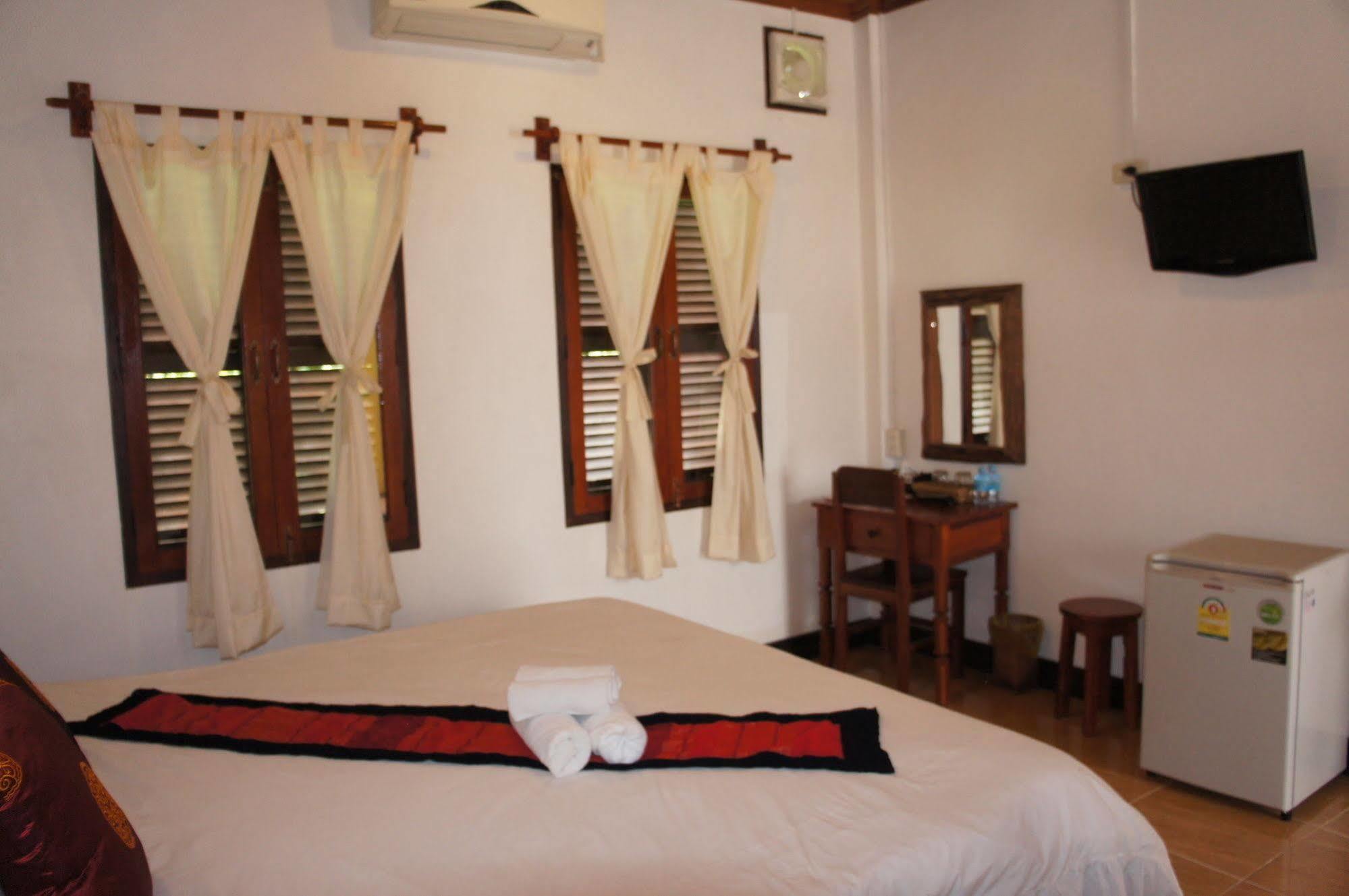 Villa Rattanakon Luang Prabang Exteriör bild